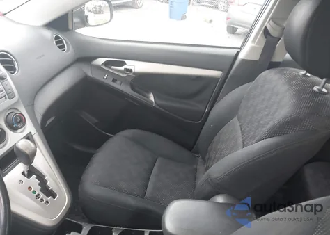 2010 Pontiac Vibe из США, поврежденный, VIN 5Y2SM6E02AZ403905